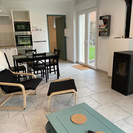 Aux Fines Bulles Gîte et Chambres d hôtes Neuve-Maison Exterior foto