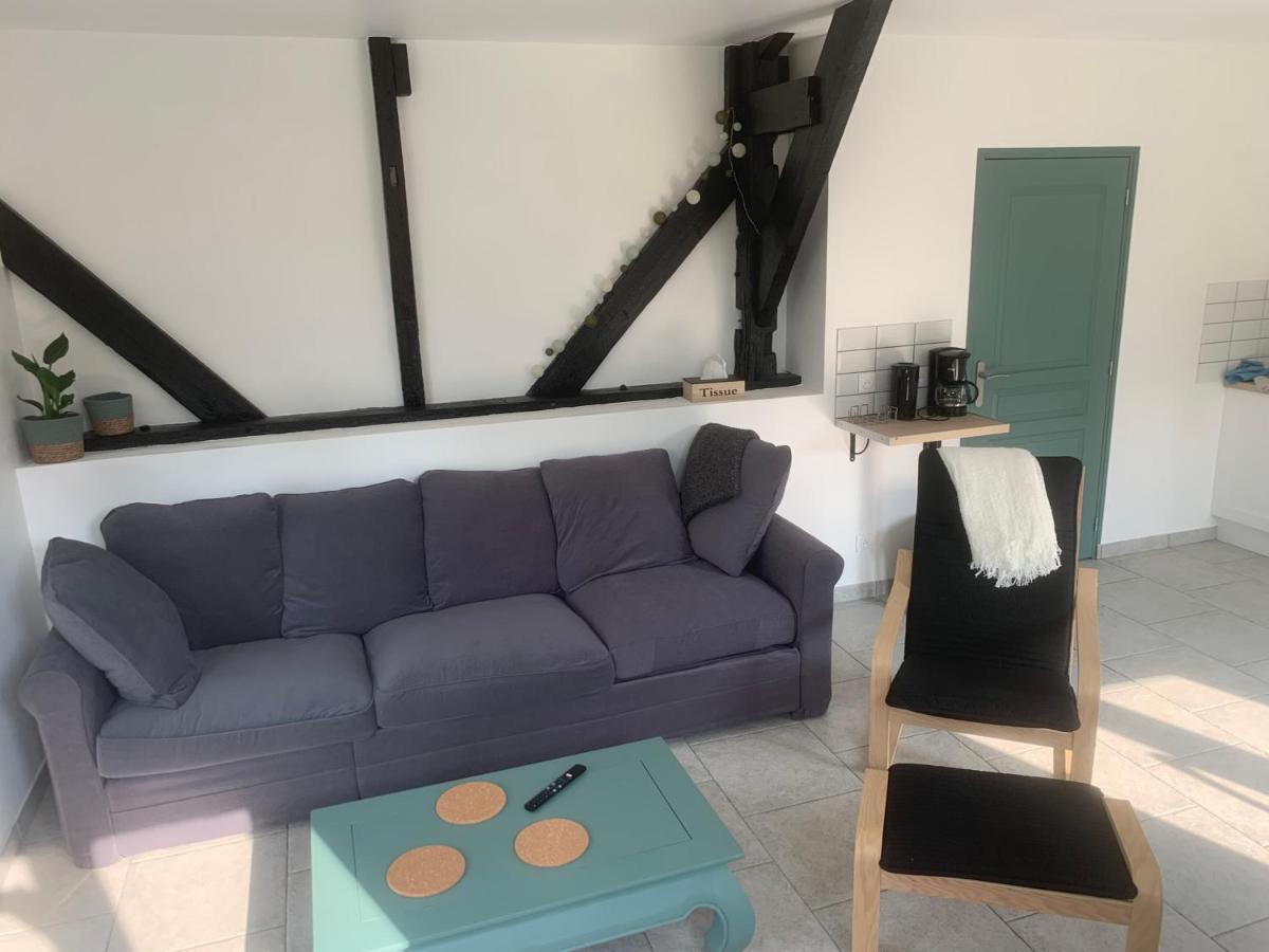Aux Fines Bulles Gîte et Chambres d hôtes Neuve-Maison Exterior foto